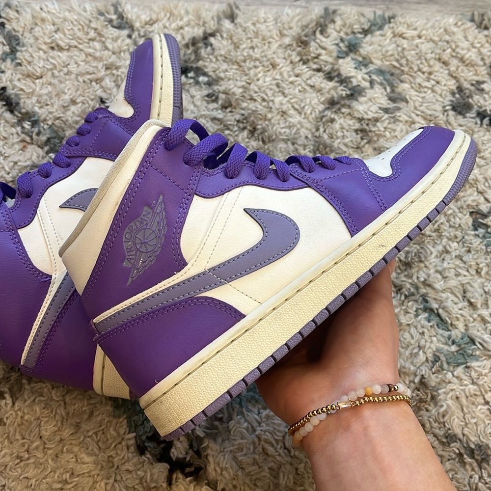 Jordan 1’s purple colorway